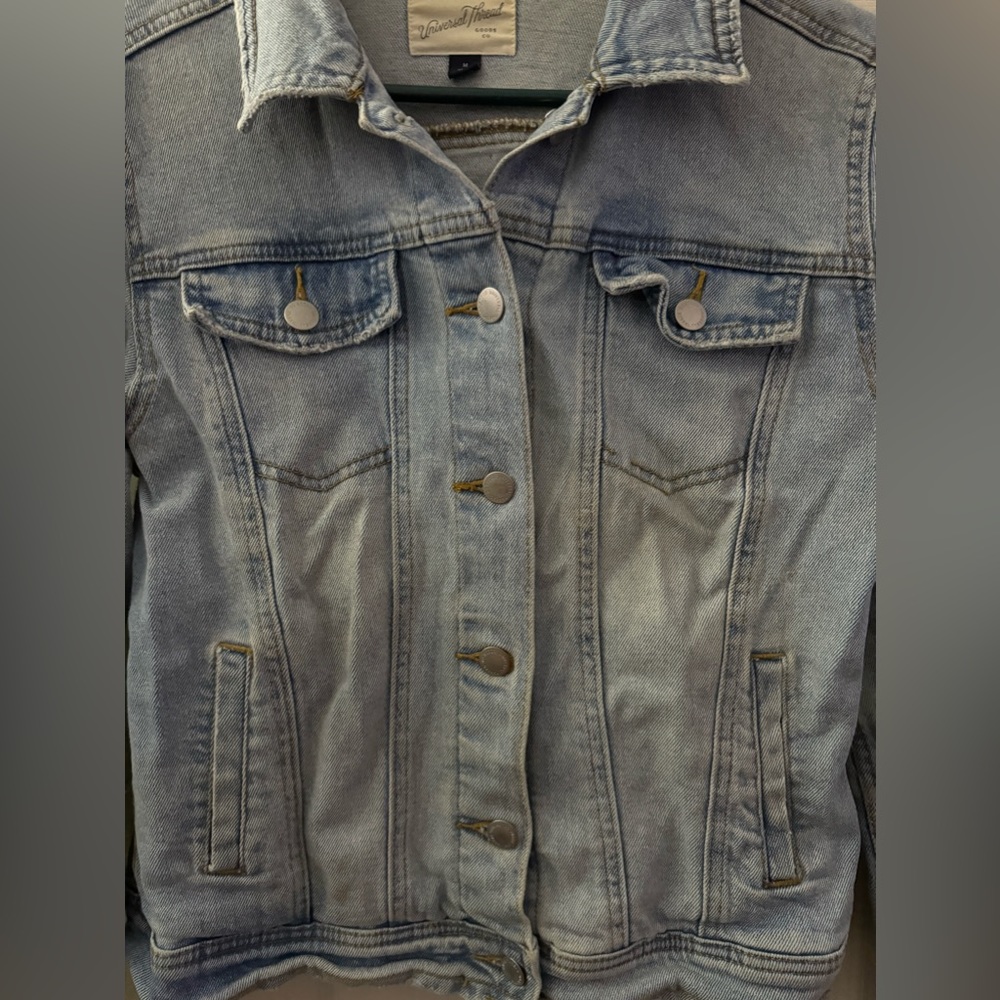 Universal thread Jean jacket - Picture 2 of 5